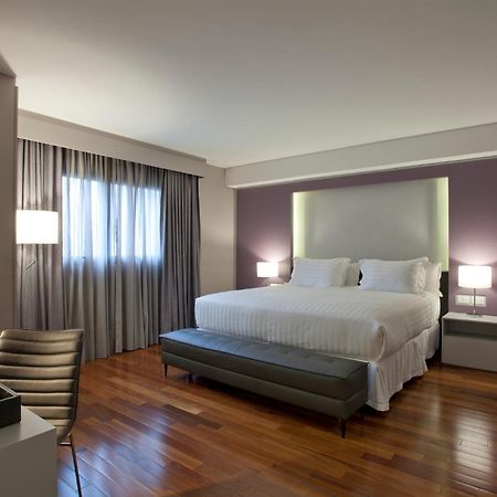 Nh Curitiba The Five Otel Dış mekan fotoğraf
