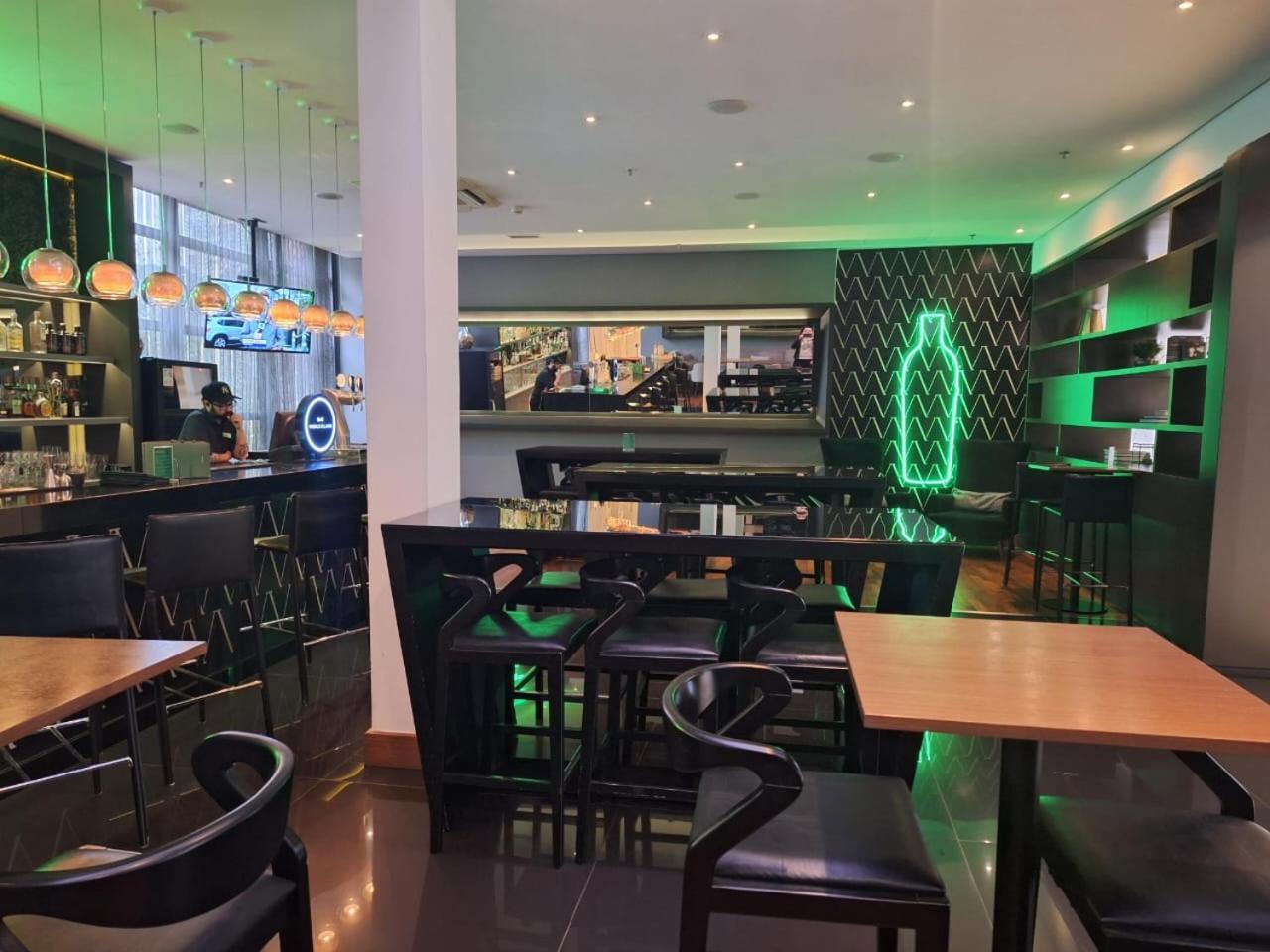 Nh Curitiba The Five Otel Dış mekan fotoğraf